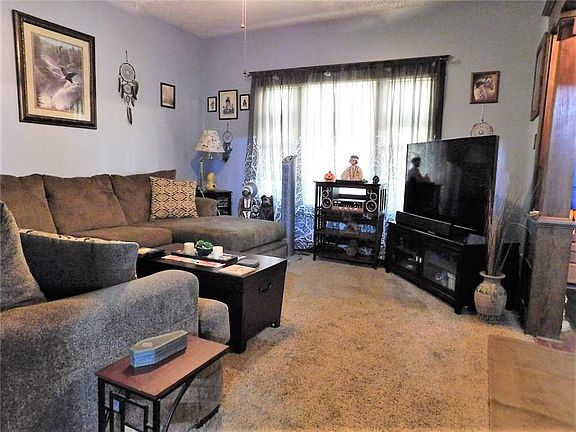 5th image of 1413 E Gimber St