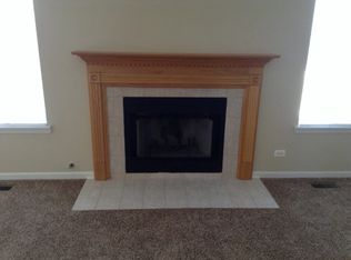 602 Bluebird Dr, Bolingbrook, IL
