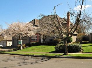 2680 Surrey Ln, West Linn, OR