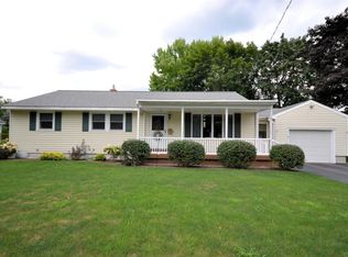 6 Bascom Dr, Fort Edward, NY 12828