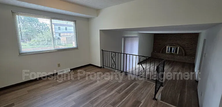 53 Carriage Dr — Photo 7