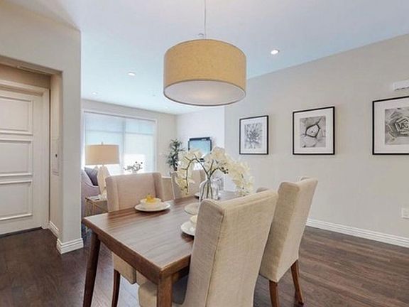 5th image of 568 Caruso Ave #568