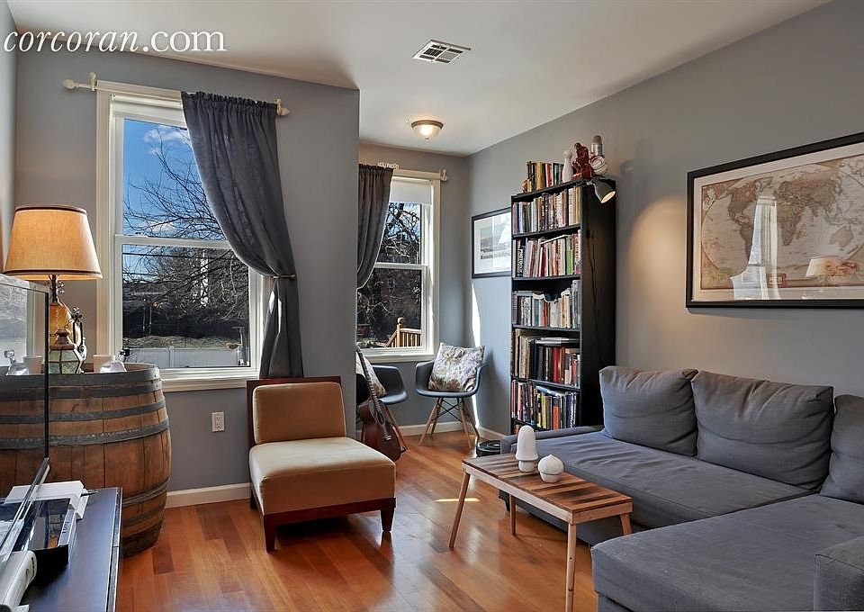 1st image of 95 Dikeman St APT 1L