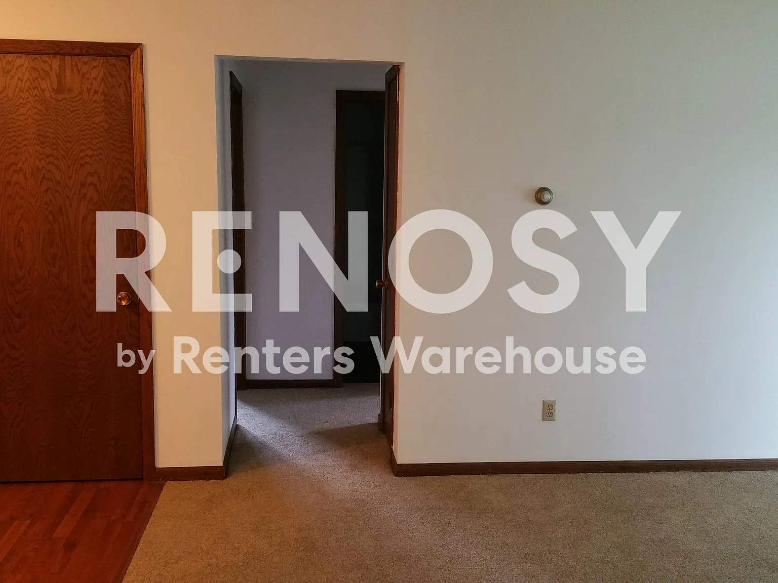 2 Bdrm 1 Bath Apt In Upper North Mankato available now — Photo 2
