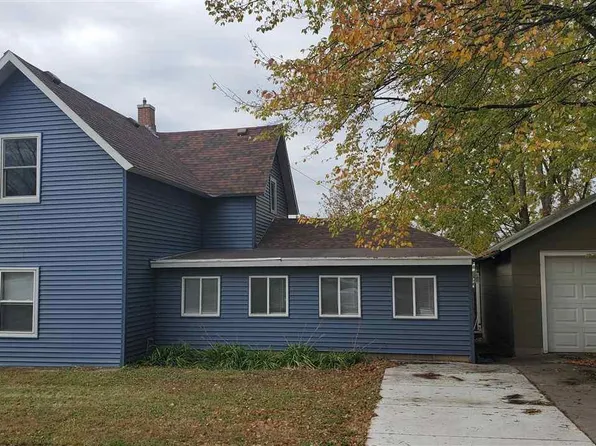 221 Bridge St, Le Sueur, MN 56058