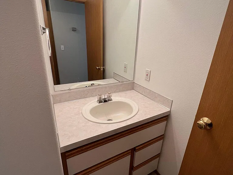 1307 McKittrick St #4D — Photo 8