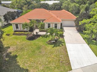 6977 Mill Run Cir, Naples, FL 34109