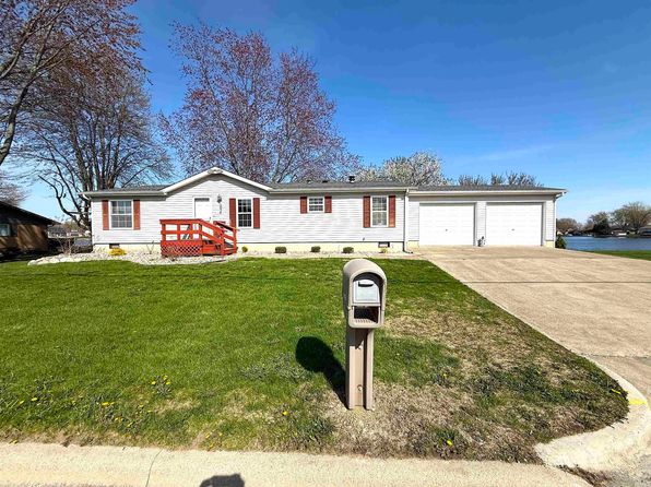 2016 Sunset Dr, Warsaw, IN 46580