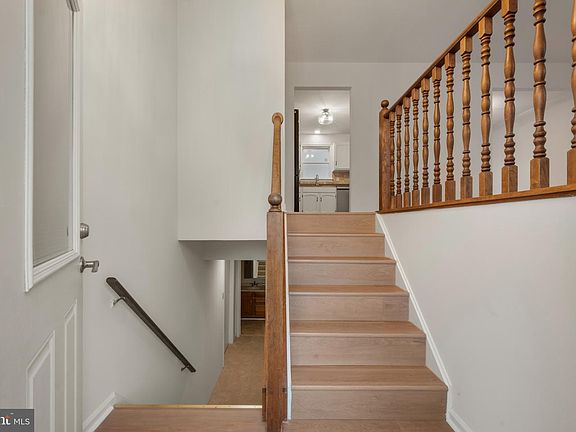 4th image of 2217 Ridgemont Dr