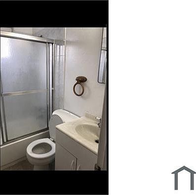 5th image of 3075 Pearl Ave APT 2