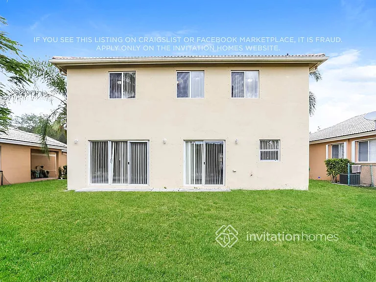 13440 SW 24th St — Photo 17