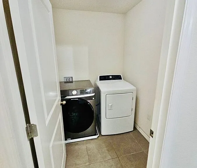 4606 Lindever Ln — Photo 30