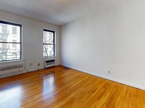 3rd image of 324 E 83rd St APT 9