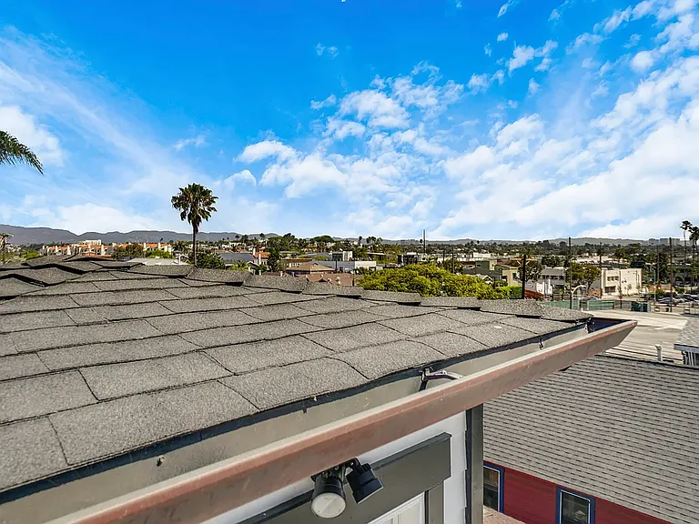 44 Sunset Ave — Photo 38