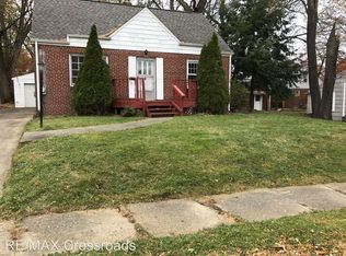 94 Woolf Ave, Akron, OH 44312