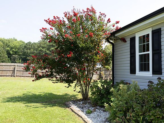 5th image of 2705 Stageline Dr