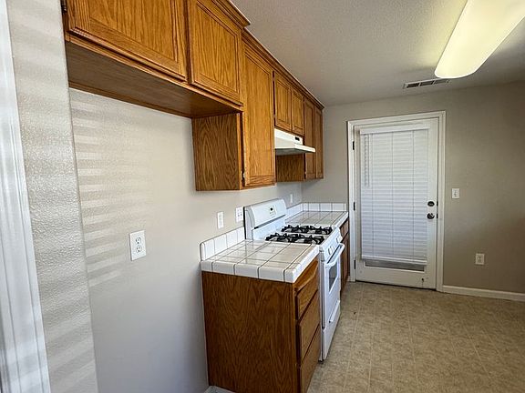 5th image of 2511-2523 S Irma St #2511