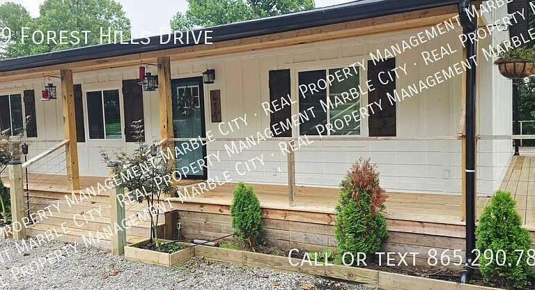 419 Forest Hills Dr — Photo 2
