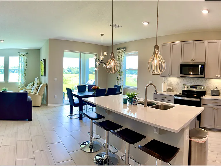 188 Daylily Blvd — Photo 2