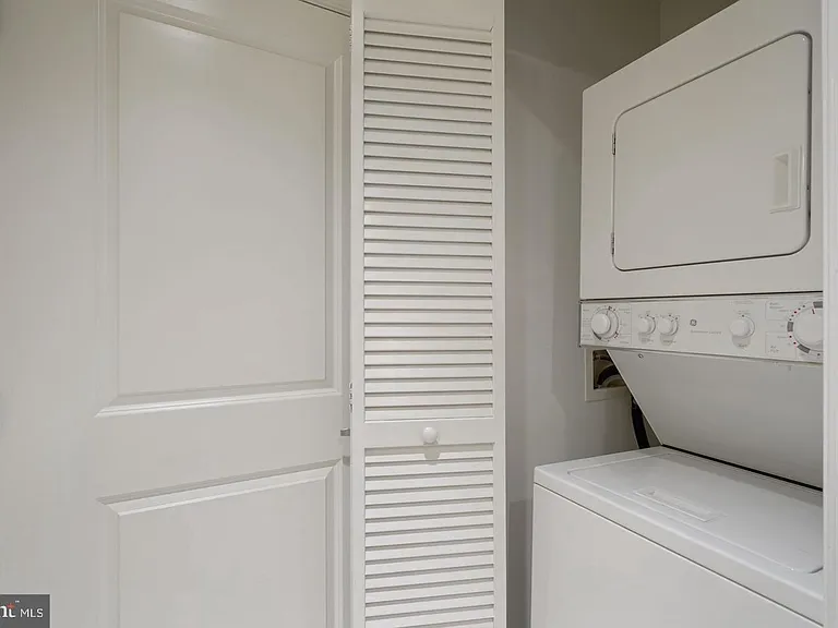 8191 Strawberry Ln #218 — Photo 23