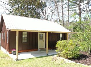 29 Giles Dr, Laurel, MS 39443
