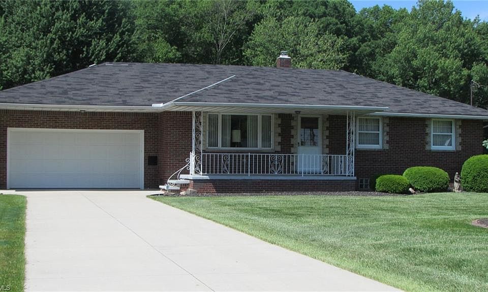 1st image of 4615 Linda Ln