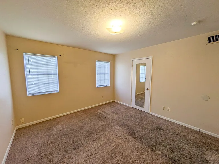 9030 Glen Meadow Ln — Photo 10