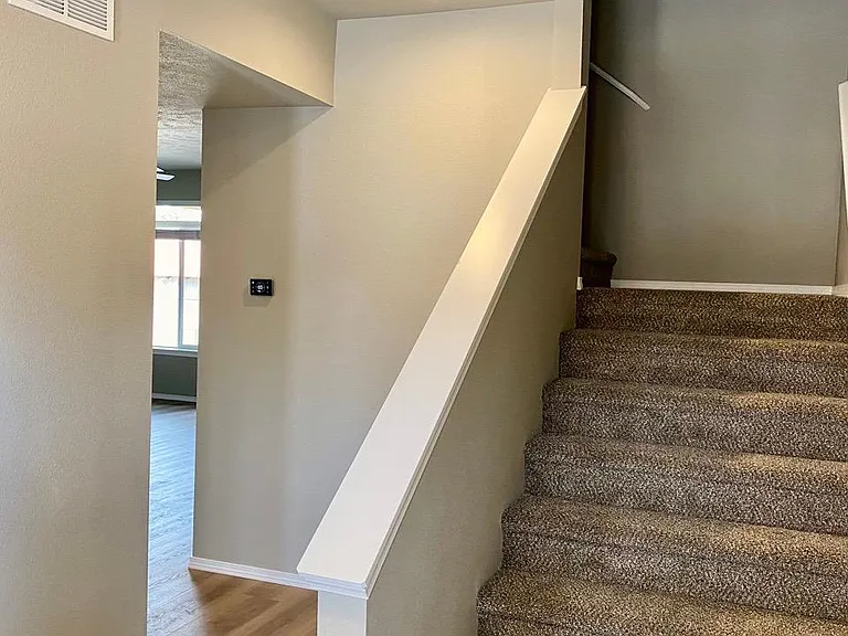 825 N Willow Ct — Photo 5