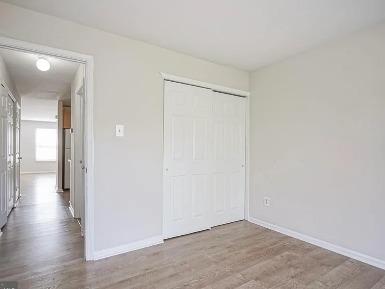 1508 Huntingdon Mews — Photo 17
