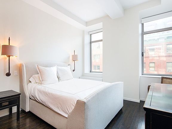 5th image of 252 7th Ave APT 8T