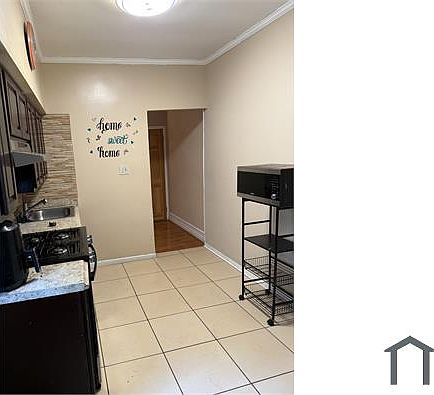 3rd image of 3813 Reno St