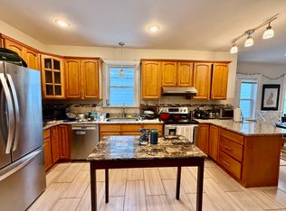 14 Bay State Ave #A2, Somerville, MA 02144