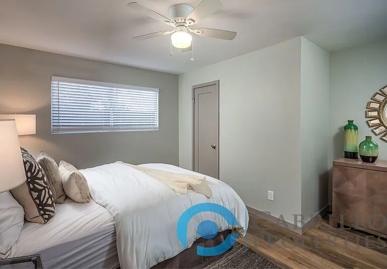 4571 Marlborough Dr #7 — Photo 8