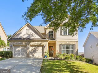 7831 Keepsake Ln, Flowery Branch, GA 30542