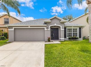 8877 Fawn Ridge Dr, Fort Myers, FL 33912