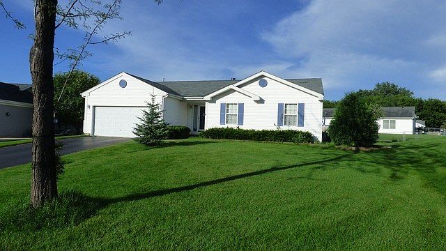 1st image of 4501 Vista Dr
