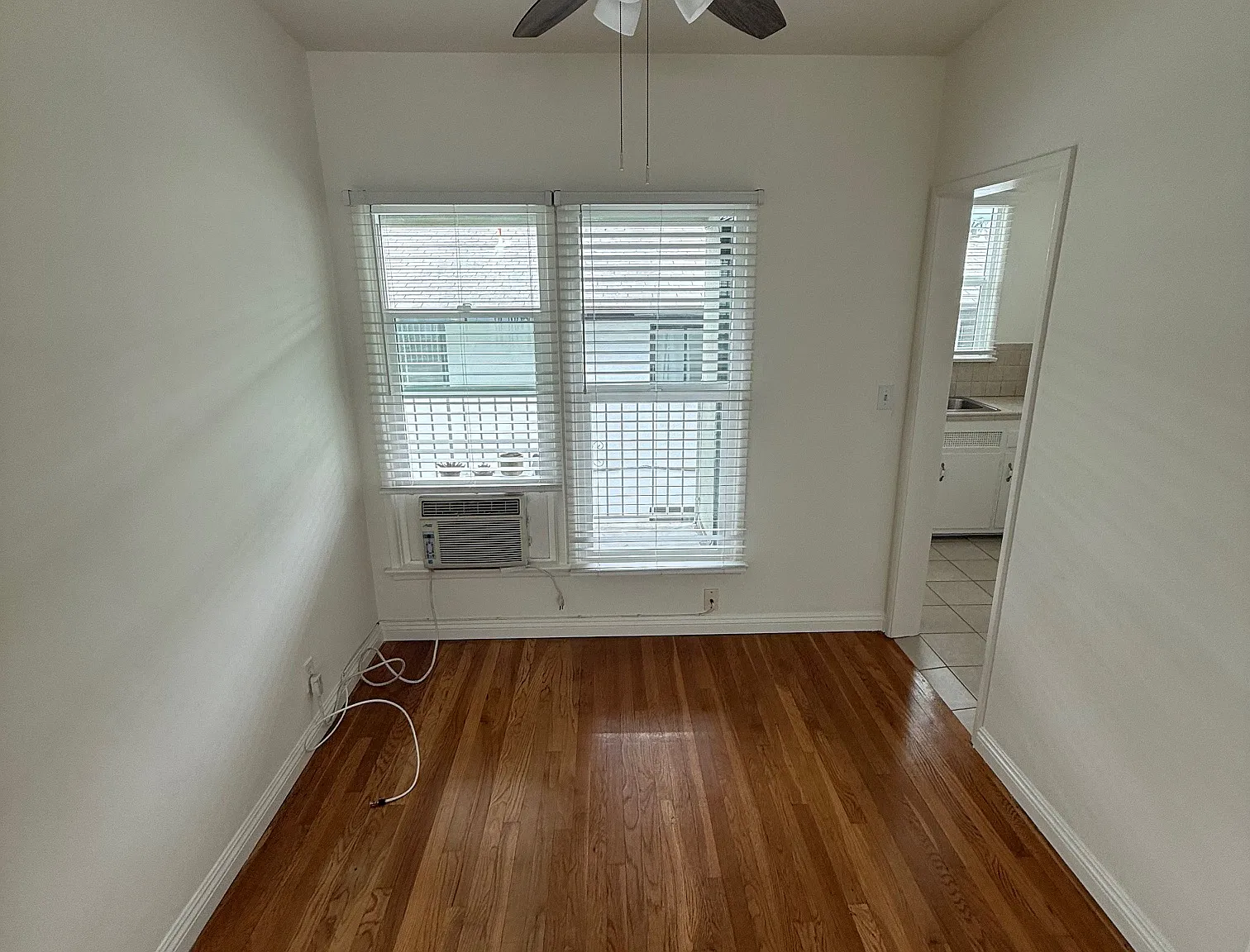 2 bed, $2,900 — Photo 4