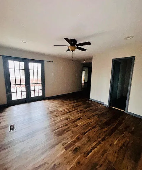 2203 Stewart Rd — Photo 32