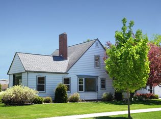 464 5th St, Fond Du Lac, WI 54935
