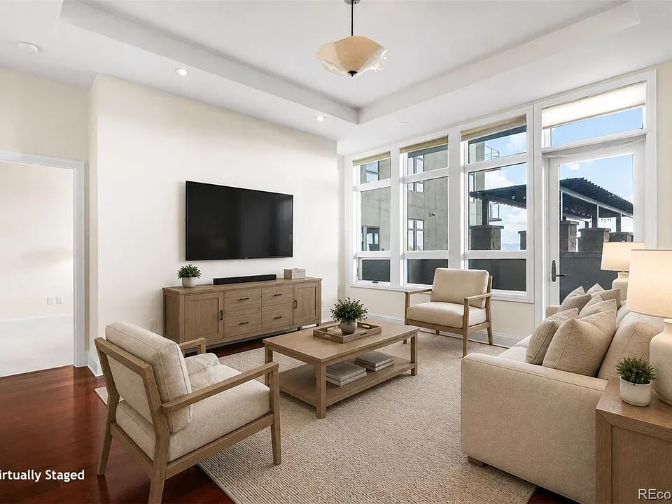 5455 Landmark Pl #409