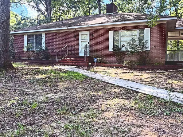 206 Dogwood Ave, Winnsboro, SC 29180