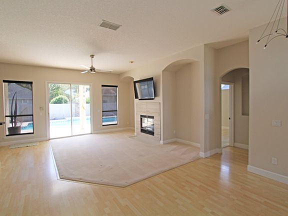 2nd image of 1520 Persimmon Cir N