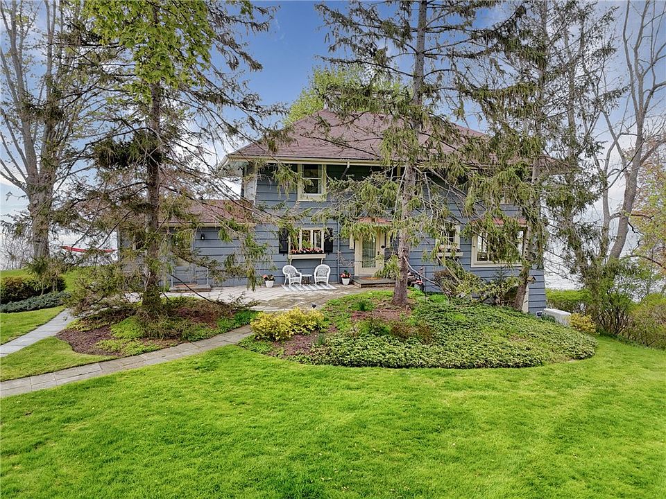 1st image of 930 Lake Rd