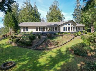 300 Council Hill Way, Lakeside, OR 97449