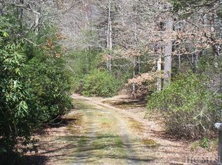 2428 Norton Rd, Cashiers, NC 28717