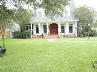 3821 Country Dr, Bourg, LA 70343