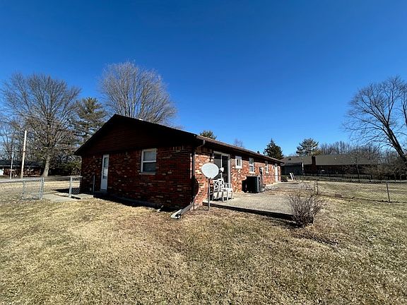 4th image of 7129 E County Road 200 N