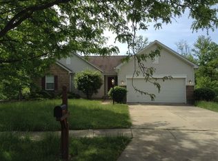 2051 Adams Ridge Dr, Cincinnati, OH 45231