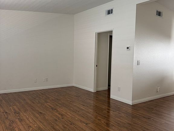 3rd image of 5250 Bellingham Ave