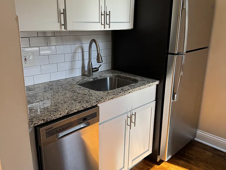 1250 W Bryn Mawr Ave #3N — Photo 3